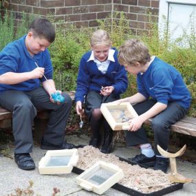 Egyptian Archaeo-Box Artefact Collection KS2
