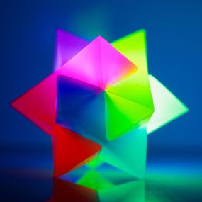 Flashing Star Prism LED Light-Up Ball Single