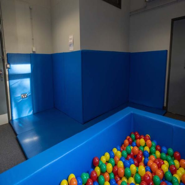 Wall Padding 140W x 100H, 5CM