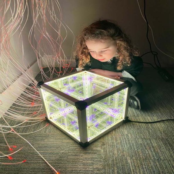 LED Infinity Cube